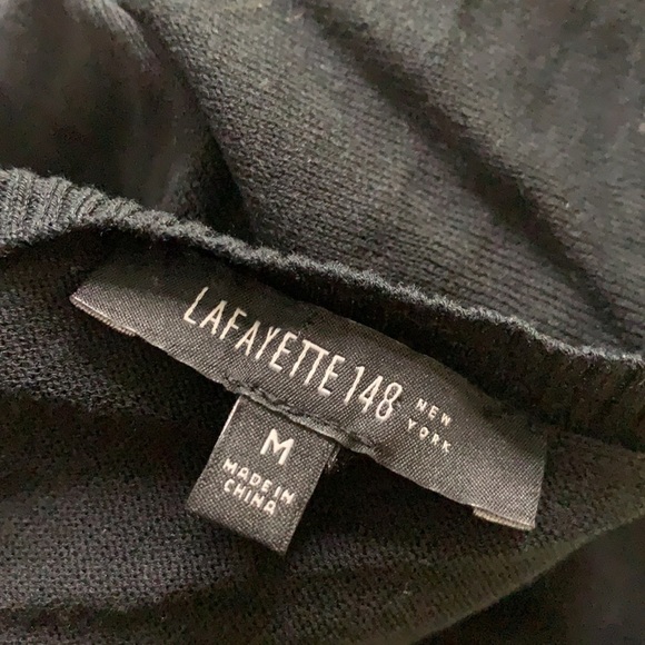 Lafayette 148 New York Split Back layer shirt short sleeve black medium - Picture 4 of 4